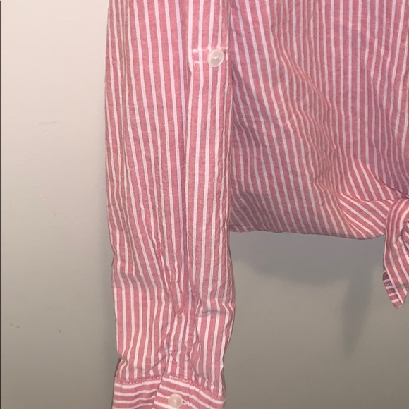 NWOT Front tie Striped Button Down - Picture 4 of 6